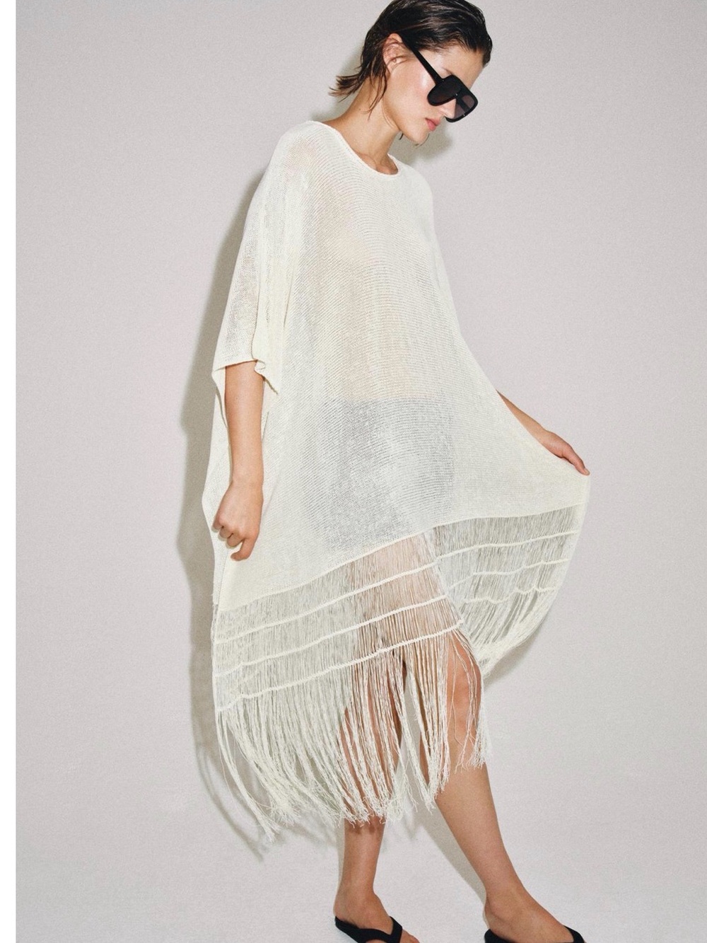 NWT Zara White Fringe Knit Tunic Beach Poncho Cover-Up Light Ecru 9874/022 - Picture 4 of 7